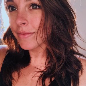 Meet your Posher, Cait